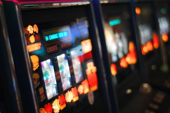 How To Play Progressive Slots